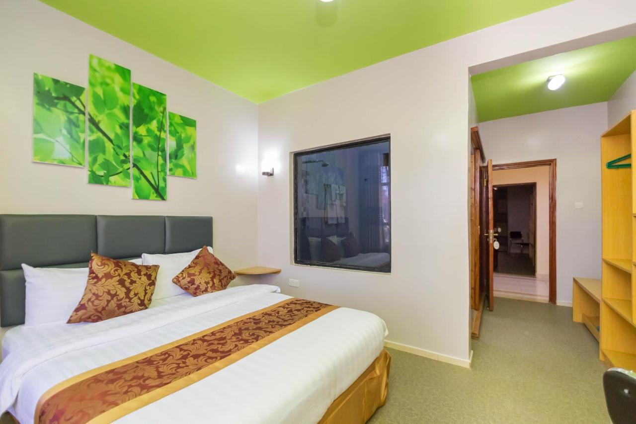 Maple Inn Hotel ไนโรบี ภายนอก รูปภาพ
