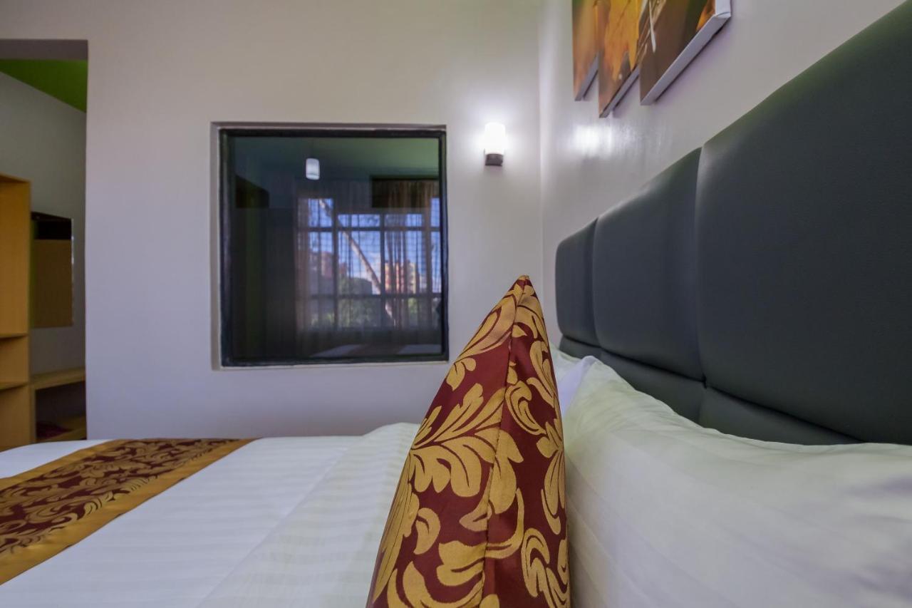 Maple Inn Hotel ไนโรบี ภายนอก รูปภาพ